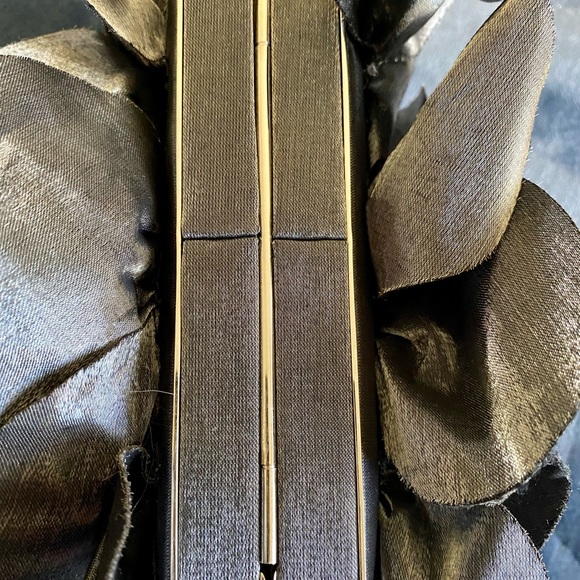 Sondra Roberts Shiny Charcoal Gray Evening Bag - Picture 5 of 7